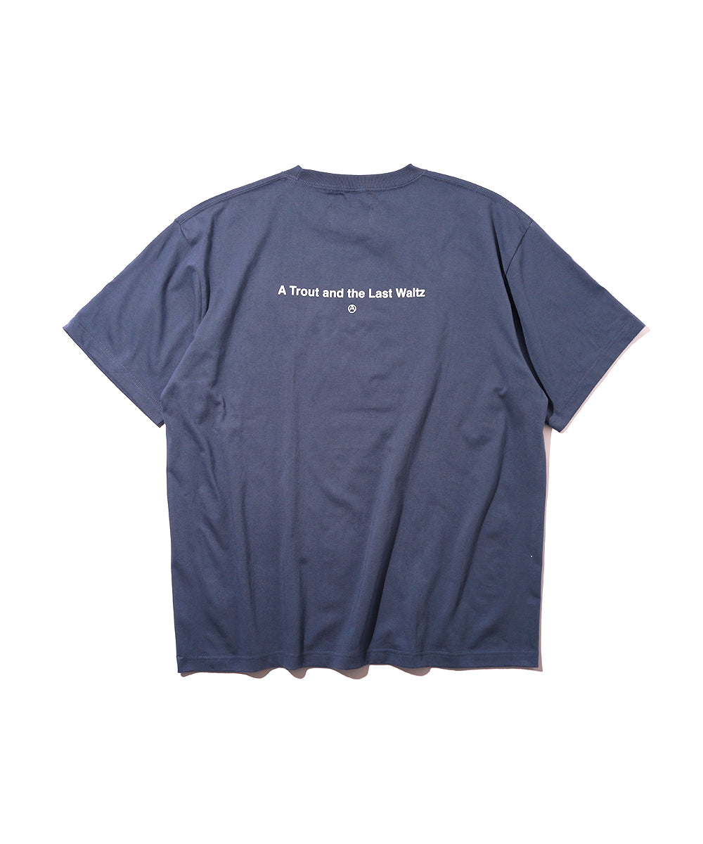 MOUNTAIN RESEARCH by A.M. × A Trout in the Store “Last Waltz” Tシャツ
